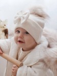 Czapka dla dziewczynki jesień-zima Wanilia z pomponem