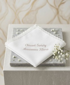 Szatka do Chrztu w kolorze białym